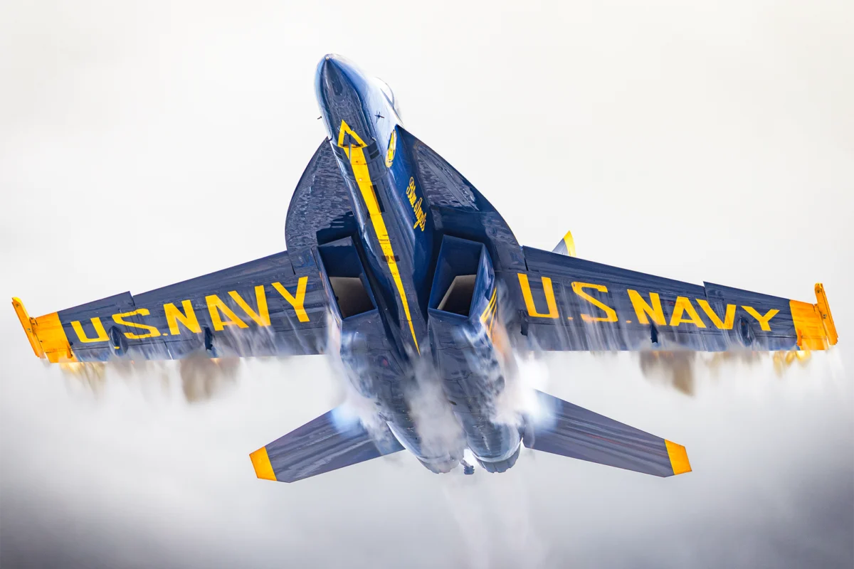 Homecoming Overhead Sneak
